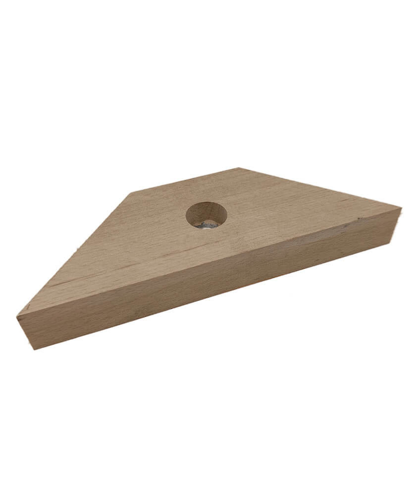Triangular wooden corner mass
