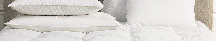 Wide choice of duvets and pillows | Lattes Express
