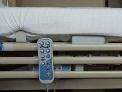 Les télécommandes de lits électriques: comment les remplacer et les utiliser ? 