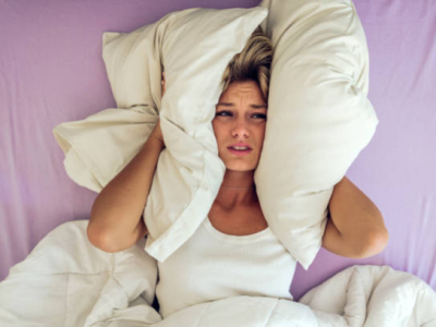 Mon lit fait du bruit : est-ce les embouts, les lattes ou le sommier ?